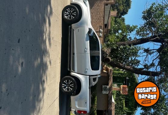 Camionetas - Chevrolet S10 LTZ 4x4 2020 Diesel 128000Km - En Venta