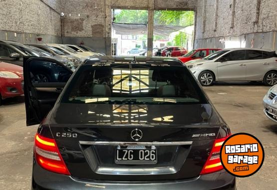 Autos - Mercedes Benz C250 2012 Nafta 102000Km - En Venta