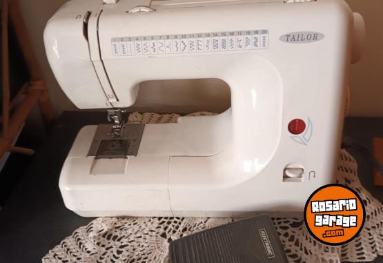 Hogar - MAQUINA DE COSER TAILOR - En Venta