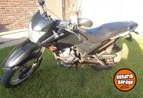 Motos - Zanella ZR 200 2017 Nafta 11000Km - En Venta