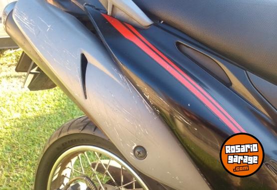 Motos - Zanella ZR 200 2017 Nafta 11000Km - En Venta