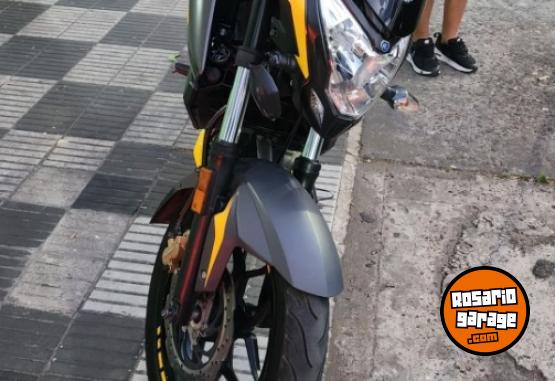 Motos - Bajaj Rowser 220ns 2018 Nafta 24000Km - En Venta