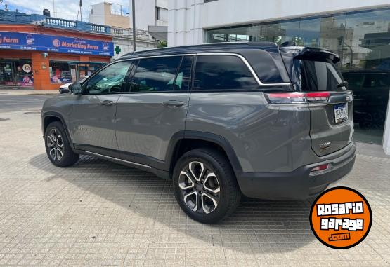 Camionetas - Jeep Comander 2022 Nafta 80100Km - En Venta