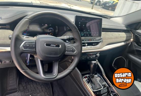 Camionetas - Jeep Comander 2022 Nafta 80100Km - En Venta