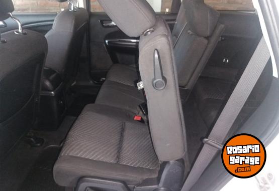 Camionetas - Dodge JOURNEY 2.4 7 ASIENTOS SX 2012 Nafta 111111Km - En Venta