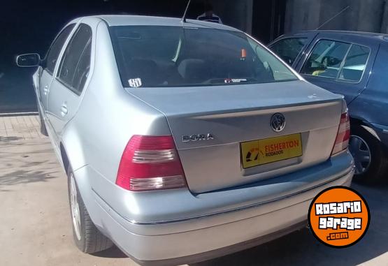 Autos - Volkswagen BORA 2.0 2004 Nafta 111111Km - En Venta