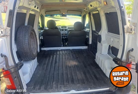 Utilitarios - Peugeot partner furgon 2011 Diesel 214113Km - En Venta