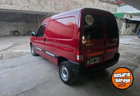 Utilitarios - Peugeot Partner 2014 Diesel 83000Km - En Venta
