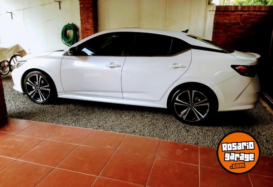 Autos - Nissan Sentra Sr 2022 Nafta 46000Km - En Venta