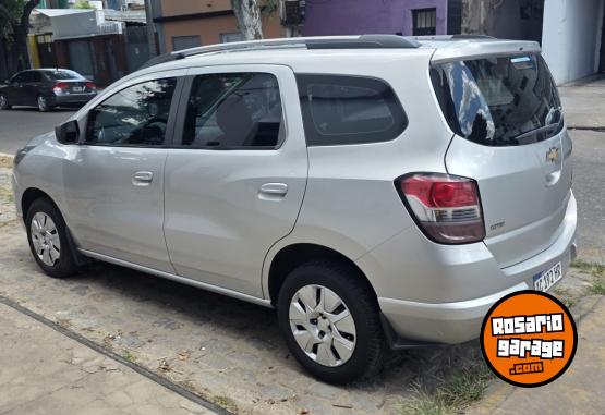 Autos - Chevrolet Spin 2018 GNC 98000Km - En Venta