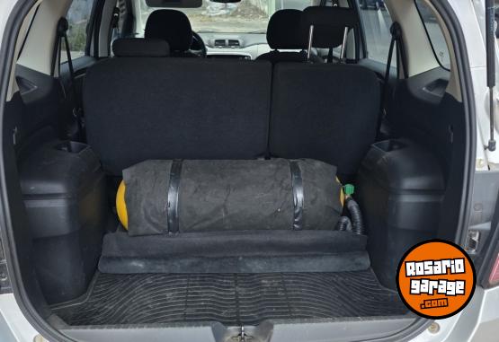 Autos - Chevrolet Spin 2018 GNC 98000Km - En Venta