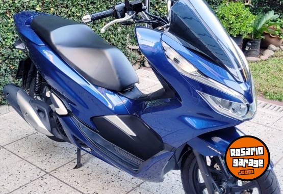 Motos - Honda PCX 2020 Nafta 11700Km - En Venta
