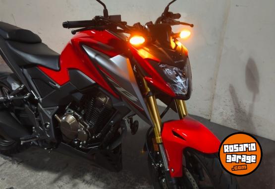 Motos - Honda Twister CB 300 2024 Nafta 2500Km - En Venta
