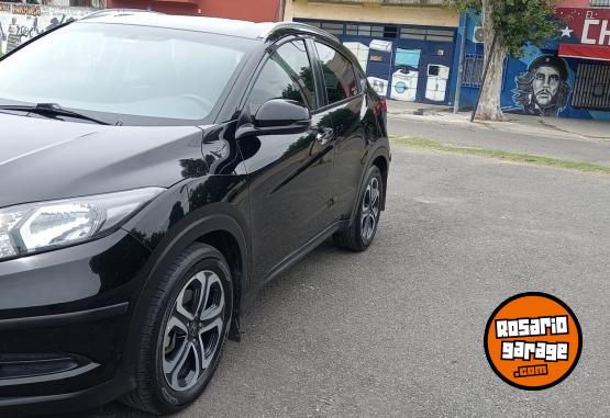 Camionetas - Honda HRV EXL 2017 Nafta 106000Km - En Venta