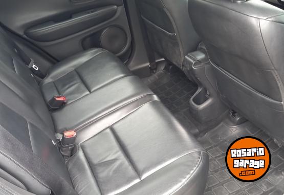 Camionetas - Honda HRV EXL 2017 Nafta 106000Km - En Venta