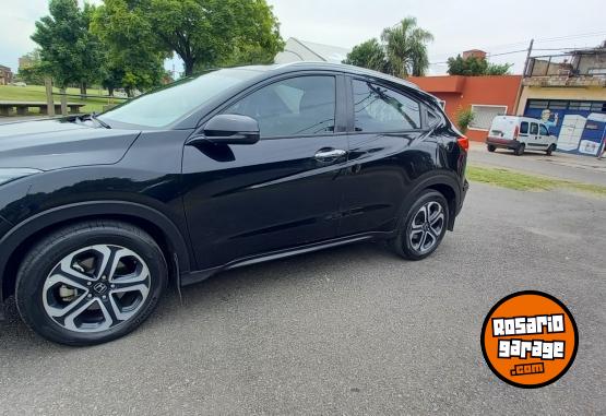Autos - Honda HRV EXL 2017 Nafta 107000Km - En Venta
