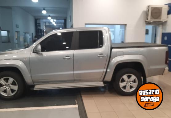 Camionetas - Volkswagen AMAROK HIGHLINE 4X2 AT 2023 Diesel 47000Km - En Venta