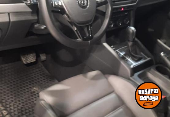 Camionetas - Volkswagen AMAROK HIGHLINE 4X2 AT 2023 Diesel 47000Km - En Venta