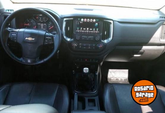 Camionetas - Chevrolet S10 High Country 2017 Diesel 134000Km - En Venta