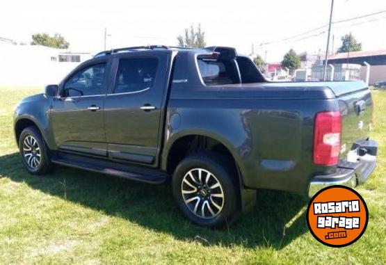 Camionetas - Chevrolet S10 High Country 2017 Diesel 134000Km - En Venta