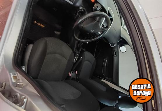 Autos - Peugeot 207 compact 1.4 HDI 2011 Diesel 194000Km - En Venta