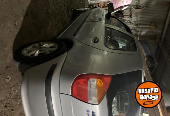 Autos - Fiat Palio 2006 Nafta 200000Km - En Venta