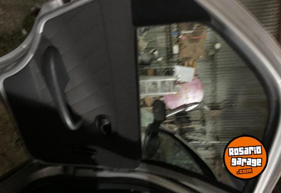 Autos - Fiat Palio 2006 Nafta 200000Km - En Venta