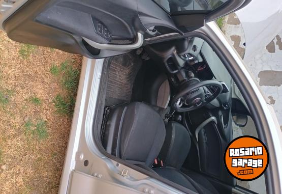 Autos - Fiat Argo precisión 1.8 2019 Nafta 66000Km - En Venta