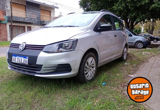Autos - Volkswagen Suran 2017 GNC 100000Km - En Venta
