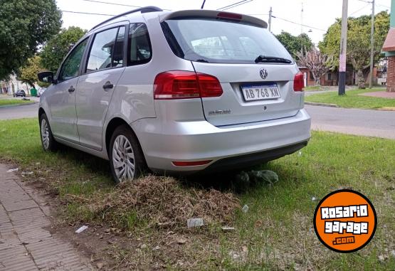 Autos - Volkswagen Suran 2017 GNC 100000Km - En Venta