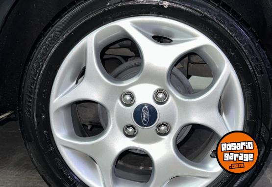 Autos - Ford Fiesta 2013 Nafta 145000Km - En Venta