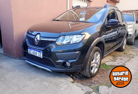 Autos - Renault Sandero 2018 GNC 130000Km - En Venta