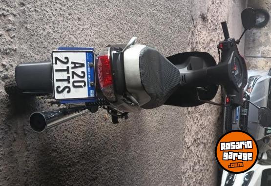 Motos - Motomel Blitz 2023 Nafta 1600Km - En Venta