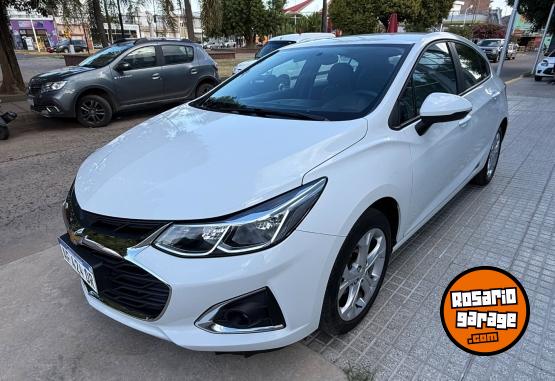 Autos - Chevrolet CRUZE LT AT 5P 2022 Nafta 51000Km - En Venta