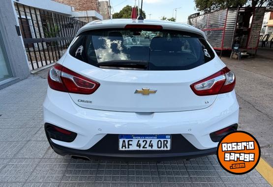 Autos - Chevrolet CRUZE LT AT 5P 2022 Nafta 51000Km - En Venta