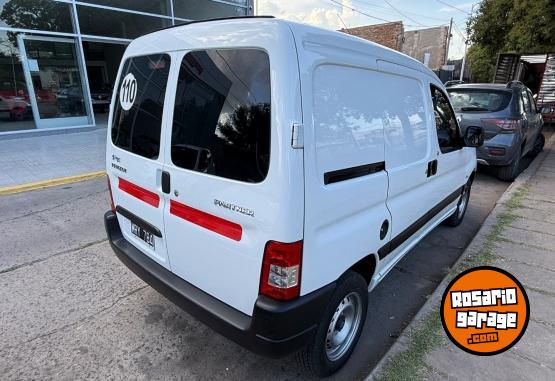 Utilitarios - Peugeot PARTNER CONFORT 2013 Nafta 115000Km - En Venta