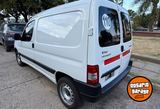 Utilitarios - Peugeot PARTNER CONFORT 2013 Nafta 115000Km - En Venta