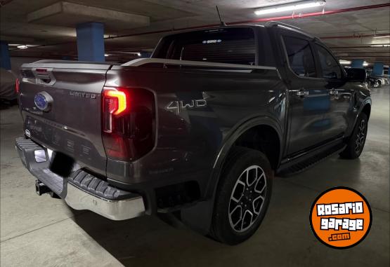 Camionetas - Ford Ranger limited v6 2024 Diesel 8000Km - En Venta