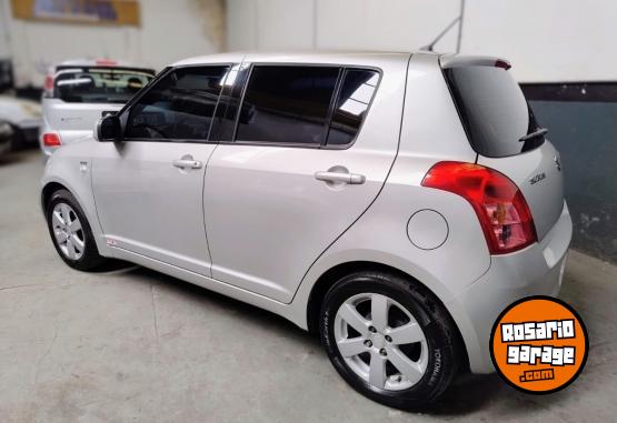 Autos - Suzuki SWIFT 2009 Nafta 170000Km - En Venta