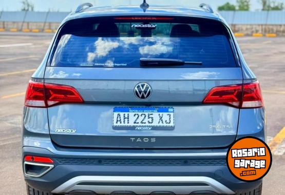 Camionetas - Volkswagen Taos Confortline TSI 2025 Nafta 6000Km - En Venta