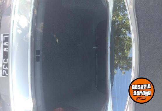 Autos - Volkswagen Bora 2012 Nafta 134000Km - En Venta