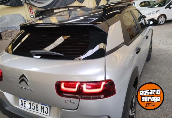 Autos - Citroen C4 Cactus shine bitono 2020 Nafta 80000Km - En Venta