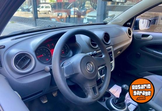 Autos - Volkswagen Voyage 2015 Nafta 122820Km - En Venta