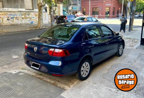 Autos - Volkswagen Voyage 2015 Nafta 122820Km - En Venta