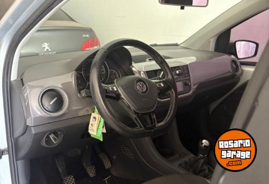 Autos - Volkswagen Upp cross 2019 Nafta 60000Km - En Venta