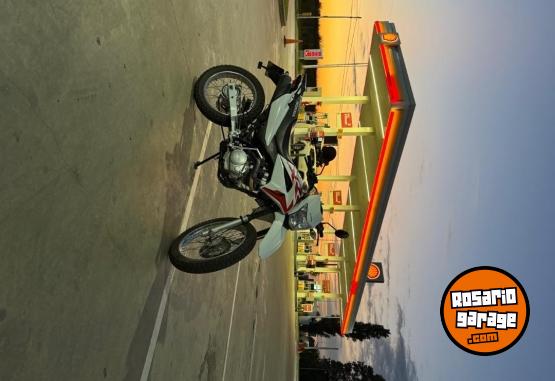 Motos - Honda Xr 150L 2020 Nafta 17000Km - En Venta