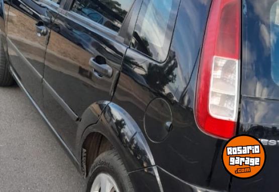 Autos - Ford Fiesta 2008 Nafta 194600Km - En Venta