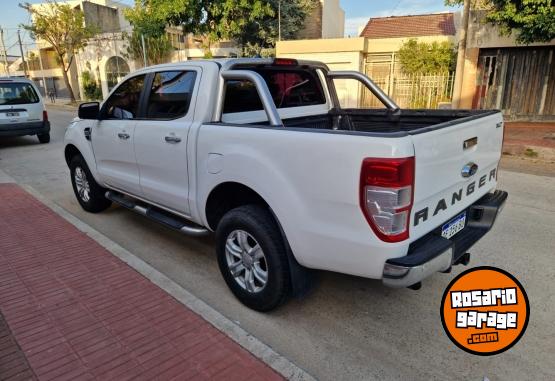 Camionetas - Ford Ranger DC 4X4 XLT AT 3.2L 2020 Diesel 180000Km - En Venta