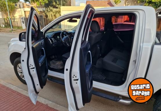 Camionetas - Ford Ranger DC 4X4 XLT AT 3.2L 2020 Diesel 180000Km - En Venta