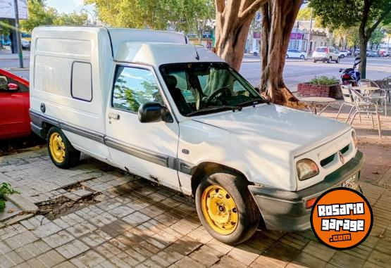Utilitarios - Renault Express 1.8RD 1998 Diesel 350000Km - En Venta